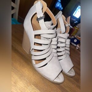 Quipid Strappy Block Heel Sandals Taupe Boho Festival Women’s 8.5 Neutral